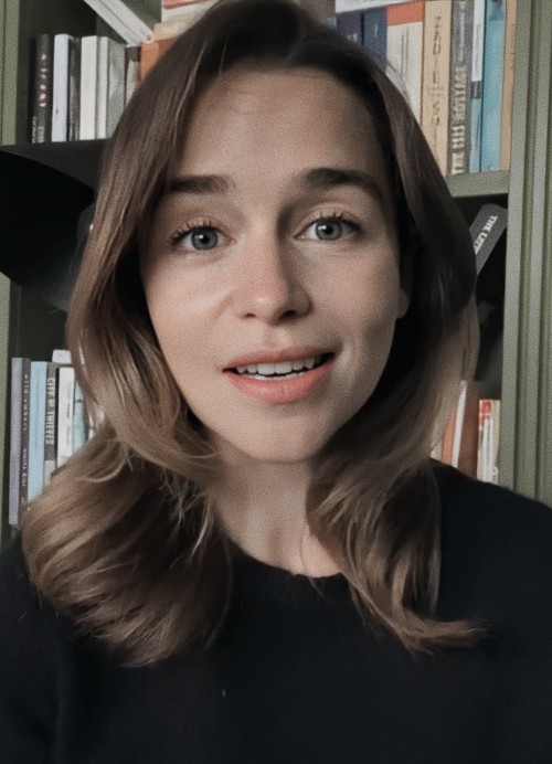 Emilia-Clarke-59037.jpg