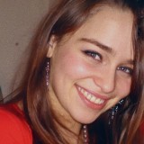 Emilia-Clarke-590525ff7bbae1fa1d6ad