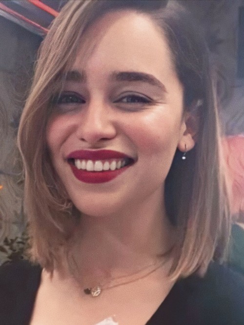 Emilia-Clarke-59054.jpg