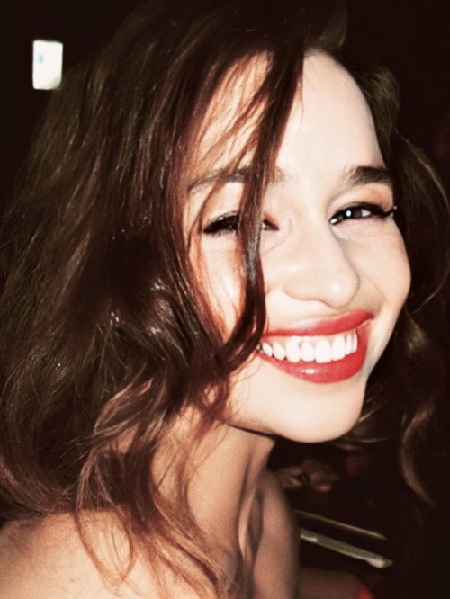 Emilia-Clarke-59055.jpg