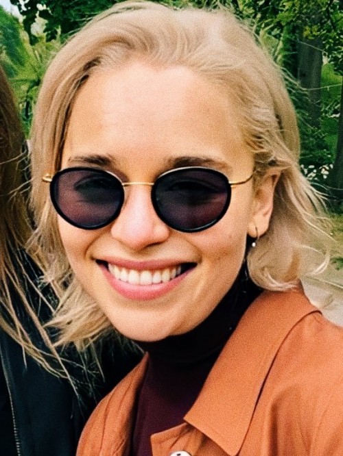 Emilia-Clarke-59063.jpg