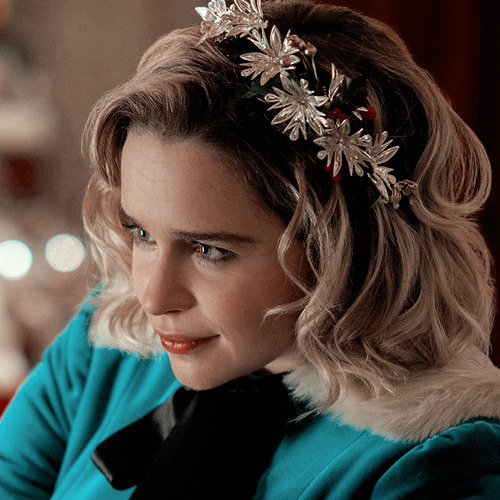 Emilia-Clarke-59070893ba365b2b5a7c0.jpg