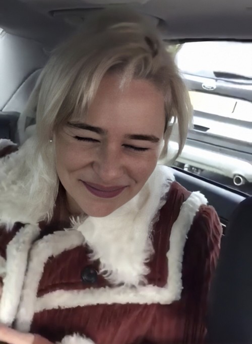 Emilia-Clarke-59075.jpg