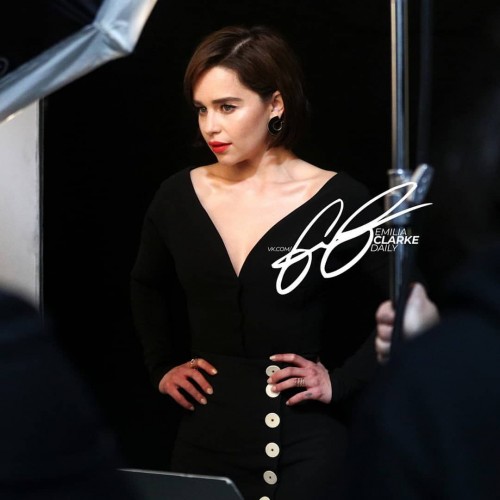 Emilia-Clarke-59112.jpg