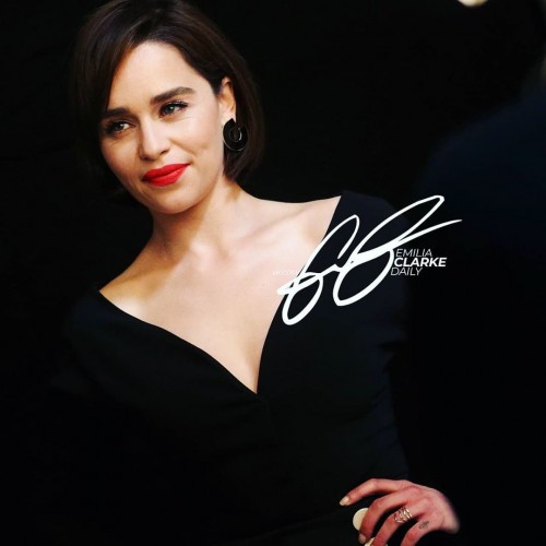 Emilia-Clarke-59120.jpg