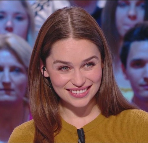 Emilia-Clarke-59128.jpg