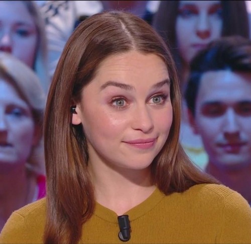 Emilia-Clarke-59129.jpg