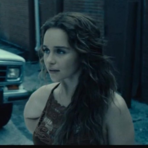 Emilia-Clarke-59138.jpg