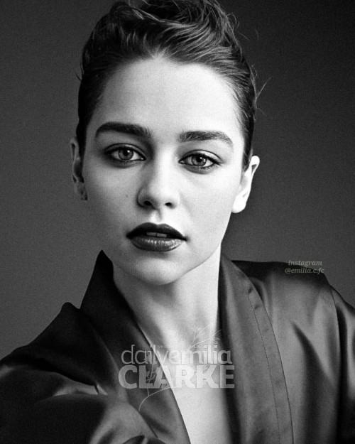 Emilia-Clarke-59171.jpg