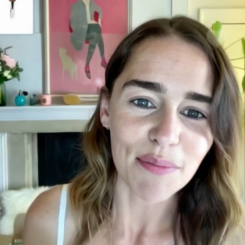 Emilia-Clarke-59207.jpg