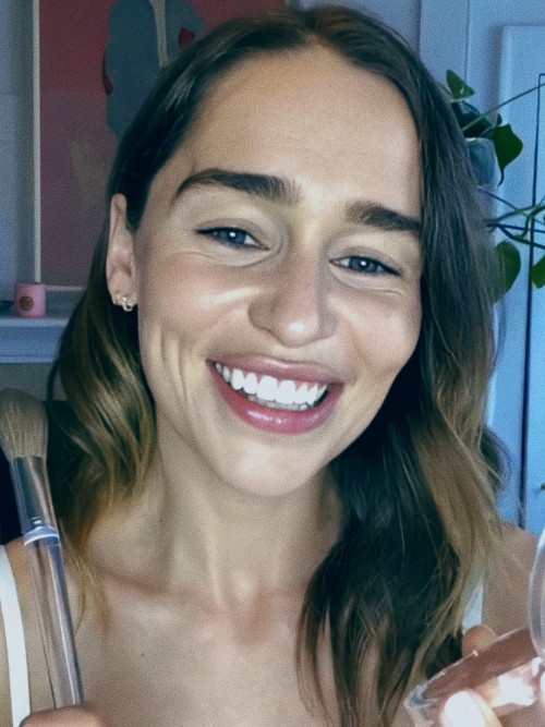 Emilia-Clarke-59228.jpg