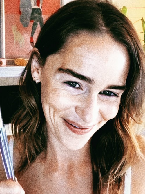 Emilia-Clarke-59230.jpg