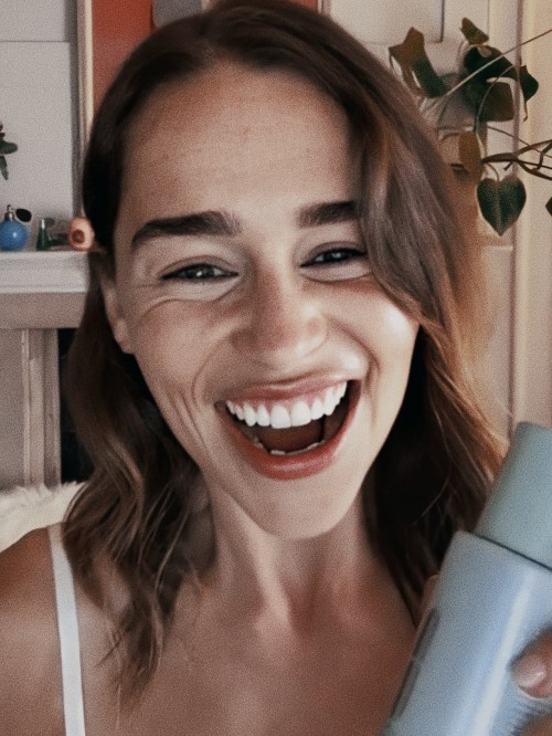 Emilia-Clarke-59247.jpg