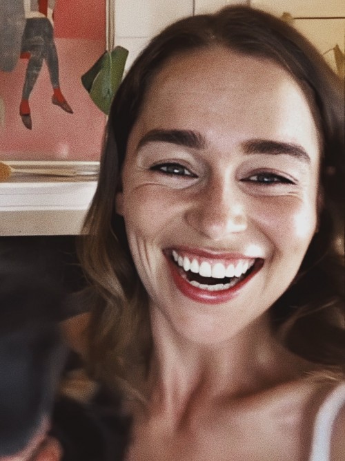 Emilia-Clarke-59274.jpg