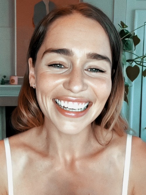 Emilia-Clarke-59281.jpg