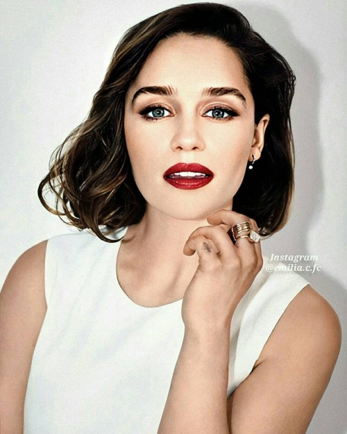Emilia-Clarke-59346.jpg