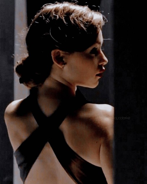 Emilia-Clarke-59353.jpg