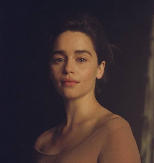 Emilia-Clarke-599593e3fd2e41448ce73.jpg