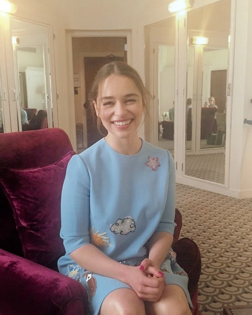 Emilia-Clarke-599732f11c734577f699f.jpg