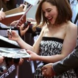 Emilia-Clarke-60019bdcaf5fc6b8f8e18