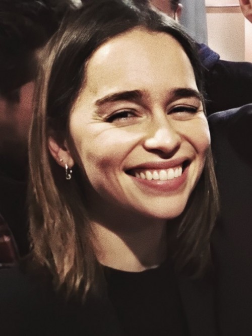 Emilia-Clarke-60288.jpg