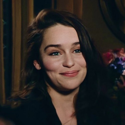 Emilia-Clarke-60360.jpg