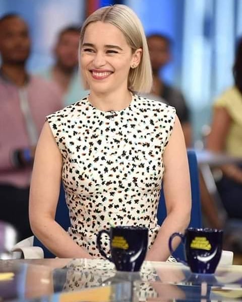 Emilia-Clarke-60372.jpg