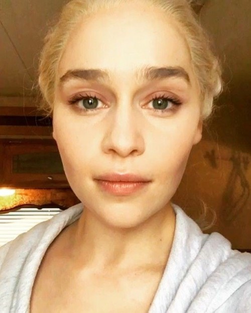 Emilia-Clarke-60406.jpg