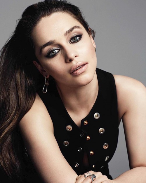 Emilia-Clarke-60593.jpg