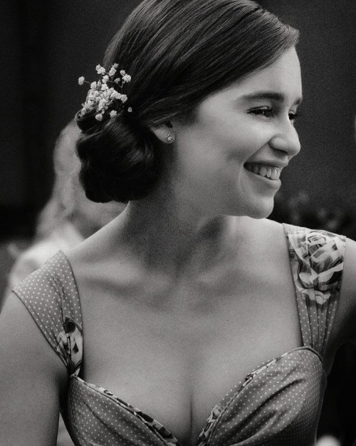 Emilia-Clarke-60623.jpg