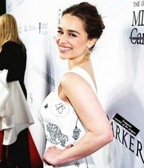 Emilia-Clarke-60946.jpg