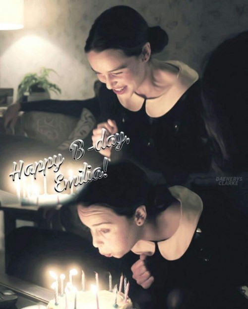 Emilia-Clarke-61027f113b5974c787eaf.jpg