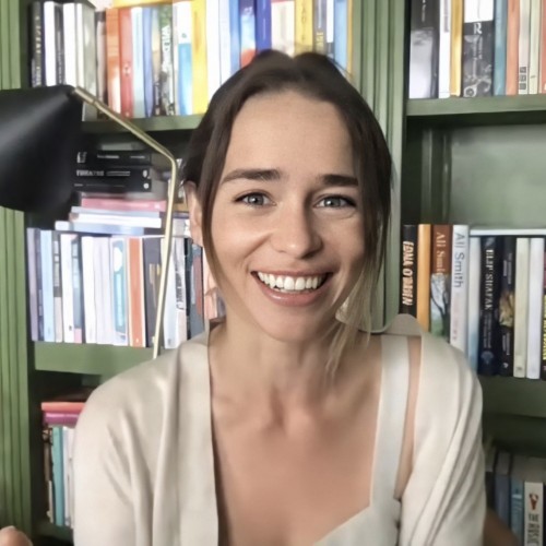Emilia-Clarke-61033.jpg