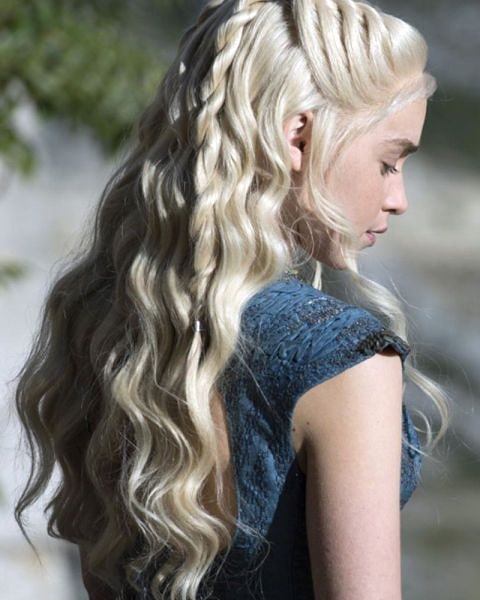Emilia-Clarke-61046fadd0f973870081b.jpg
