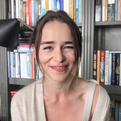 Emilia-Clarke-61054.jpg