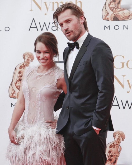 Emilia-Clarke-61054243a2369b37616b5.jpg