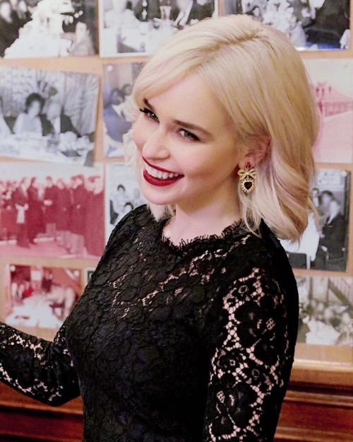 Emilia-Clarke-61070fd871848d6ede1d8.jpg