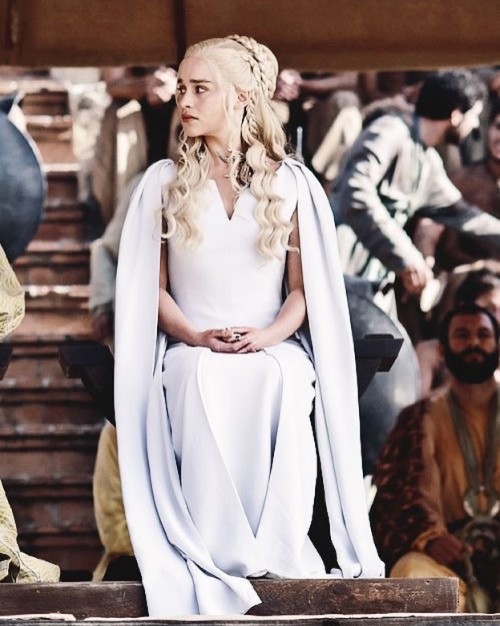 Emilia-Clarke-61088b55459ad3e11e61a.jpg