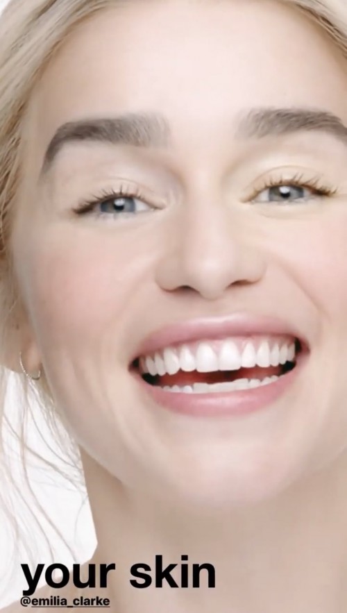 Emilia-Clarke-61105.jpg