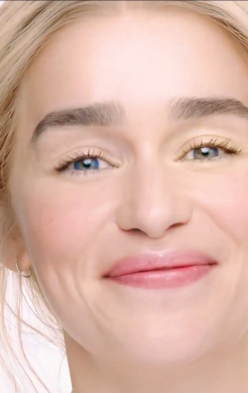 Emilia-Clarke-61111.jpg