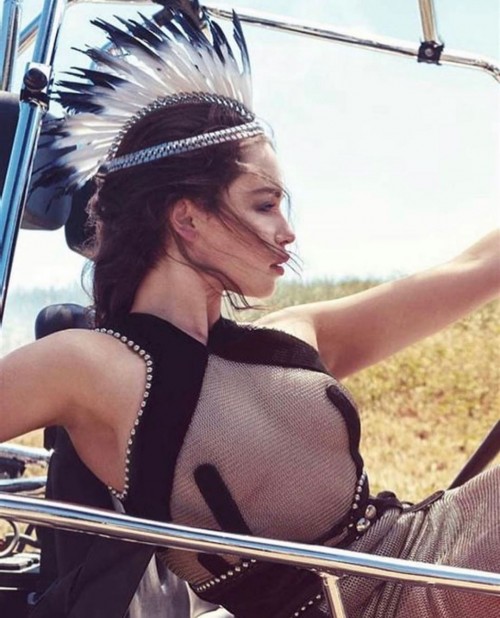 Emilia-Clarke-61249.jpg