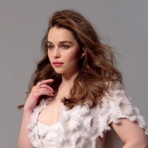 Emilia-Clarke-61260.jpg