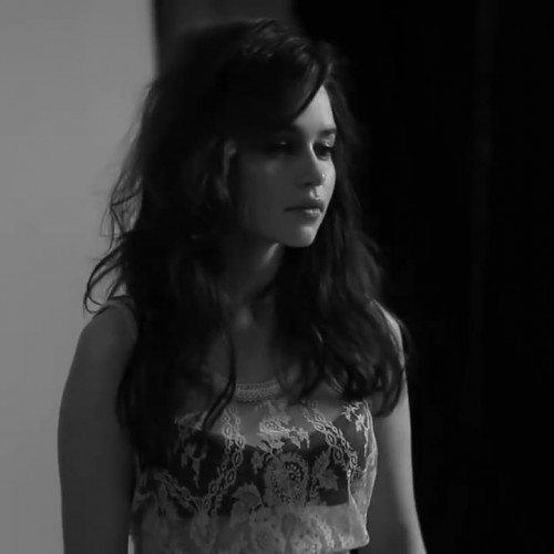 Emilia-Clarke-61280.jpg