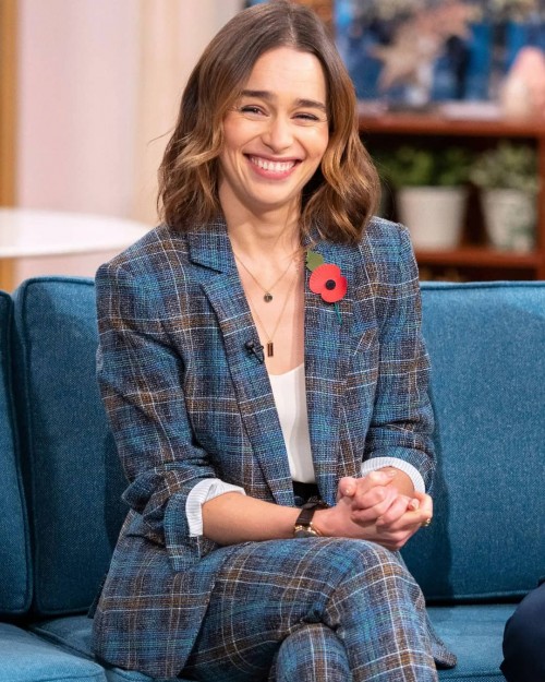 Emilia-Clarke-61427.jpg