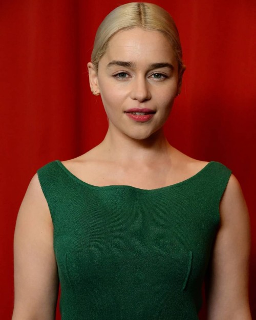 Emilia-Clarke-61433.jpg