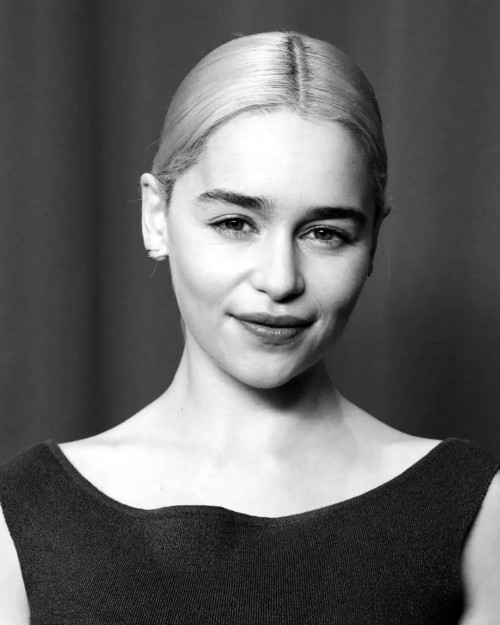 Emilia-Clarke-61452.jpg