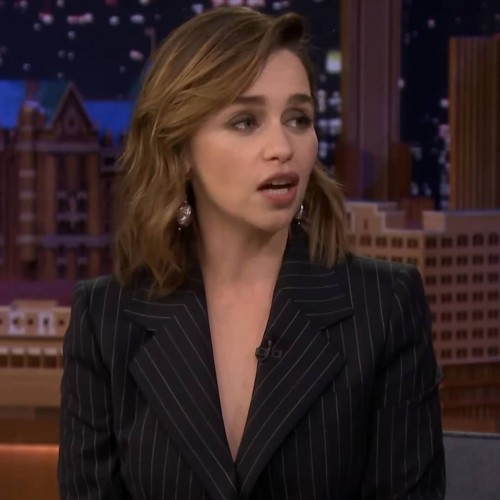 Emilia-Clarke-61560.jpg