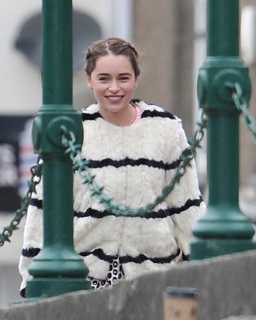 Emilia-Clarke-61609.jpg