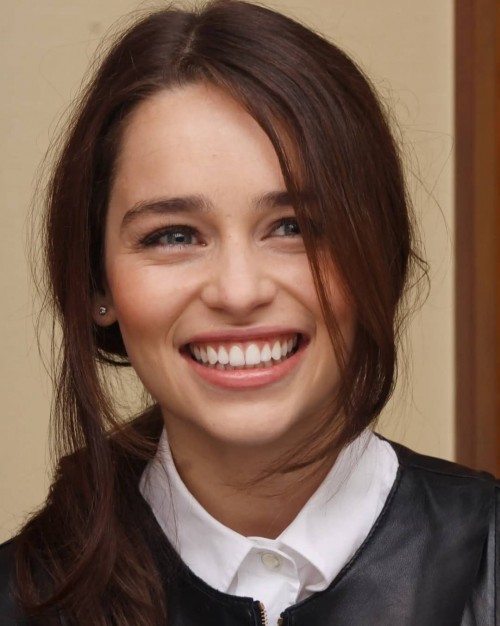 Emilia-Clarke-61928.jpg