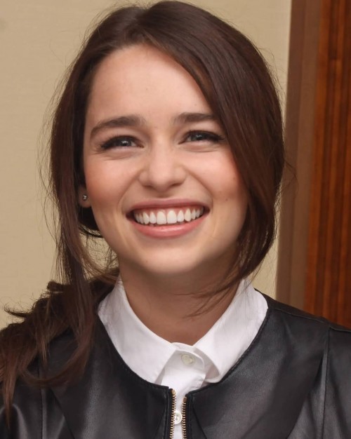 Emilia-Clarke-61930.jpg